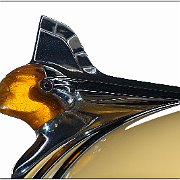 Pontiac Chieftain de Luxe 8 Bj 51.jpg